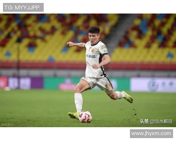 2020年国安与上港激战回顾:巅峰对决中的精彩瞬间与战术分析 2020年国安与上港激战回顾:巅峰对决中的精彩瞬间与战术分析