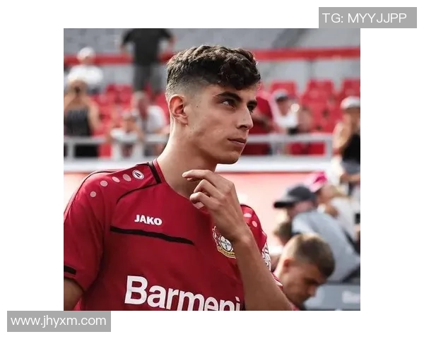 AC米兰与曼彻斯特联激战正酣比分揭晓引发球迷热议