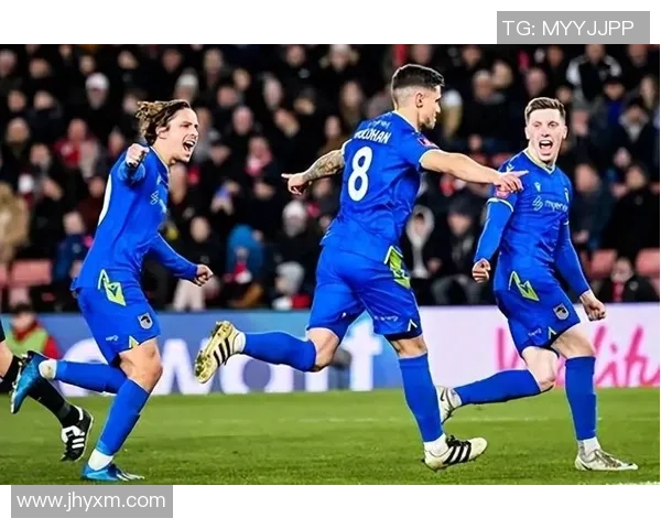 丁汉对决巴恩斯利赛场争锋再掀激情战火